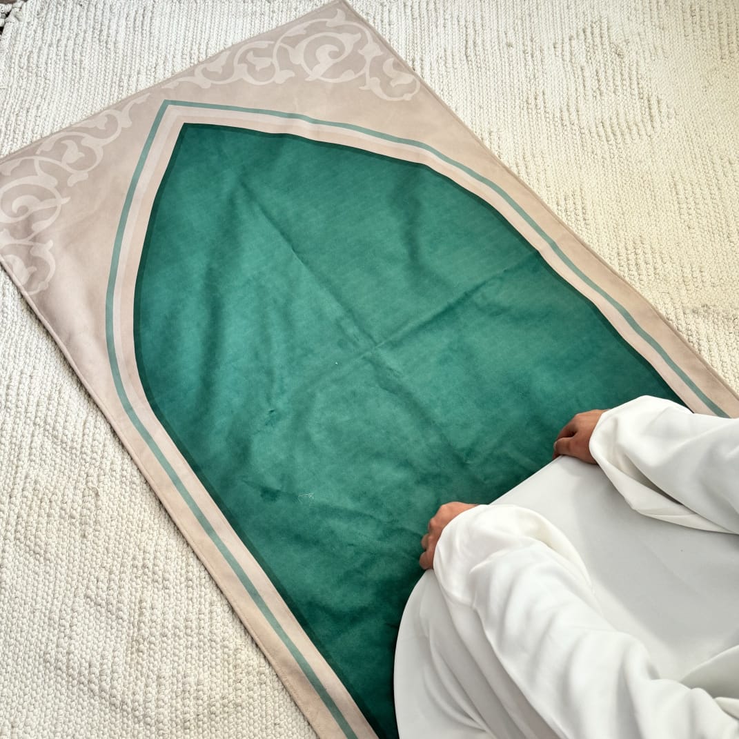Teal Mihrab Sejadah