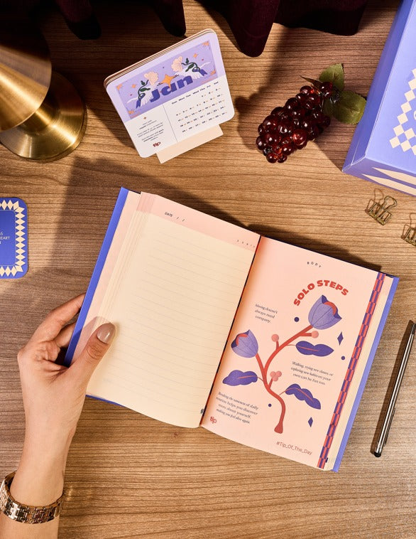 ريتش بلو – صندوق هدية 2026 (نسخة إنجليزية)